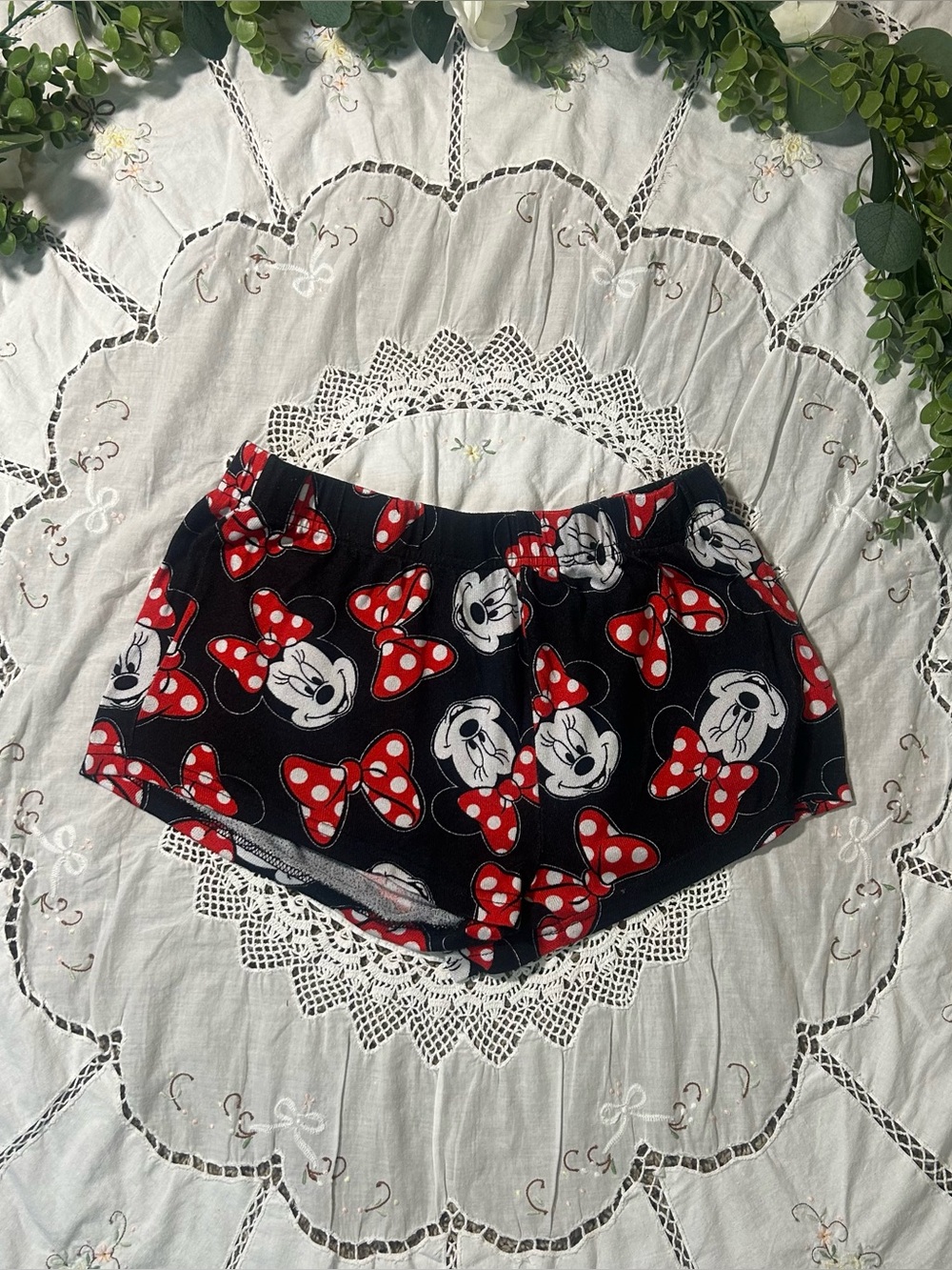 Minnie Mouse shorts